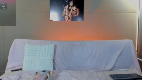 Nicol online show from March 30, 9:26 pm