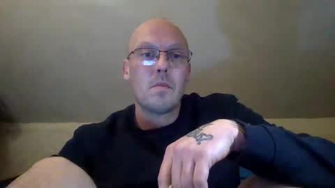 nighttime online show from December 8, 3:07 am