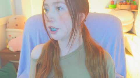 of Nylasweet online show from February 2, 9:33 pm