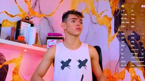 Snapshot of nijinsky_latinboy chatting on October 15, 11:22 am Nijinsky online show from October 15, 11:22 am