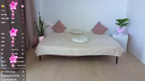 Snapshot of nika_light chatting on October 23, 12:28 pm Nika light online show from October 23, 12:28 pm
