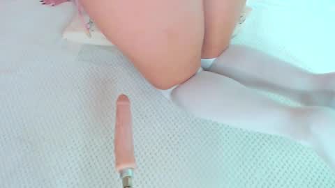 nikarogs online show from March 8, 9:40 pm