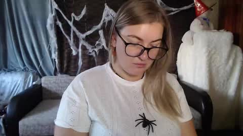 Nika online show from October 30, 5:08 am