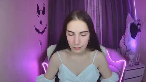 nikastarkk online show from October 24, 7:25 pm