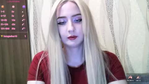 Nikki Roseanna online show from November 18, 3:59 pm