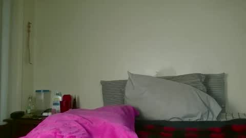 nikkibae6933 online show from February 23, 9:28 pm