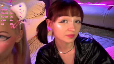 Snapshot of nikkisilk chatting on September 30, 6:07 pm Stassy Krissy Aria Lina online show from September 30, 6:07 pm
