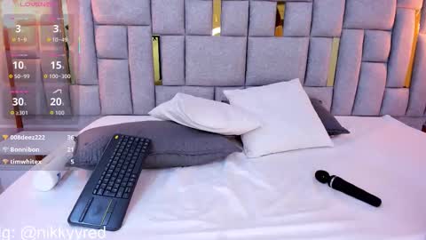 nikky_red__ online show from February 16, 8:01 am