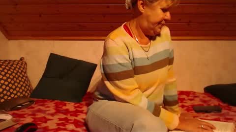 Nikole1 online show from April 3, 4:03 pm