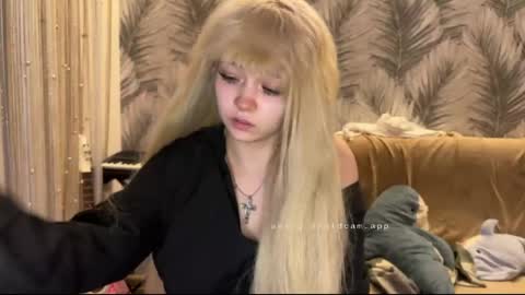 nikoli_naw online show from June 8, 7:26 pm