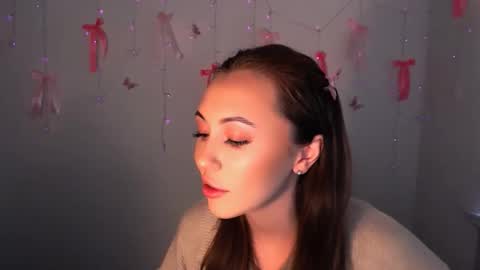 nikonara_ online show from December 16, 1:28 pm