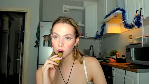 Veronica online show from January 12, 10:12 am