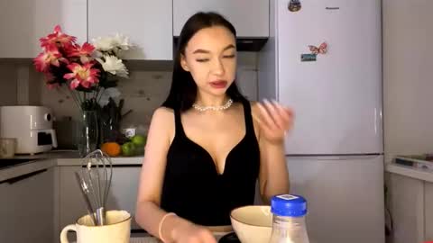 Margot online show from November 29, 6:15 pm