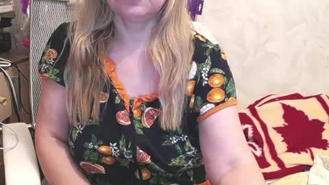 Nimfalove online show from May 17, 12:20 am