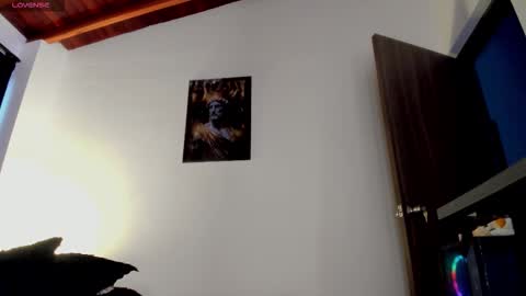 Catalina online show from November 17, 10:34 pm