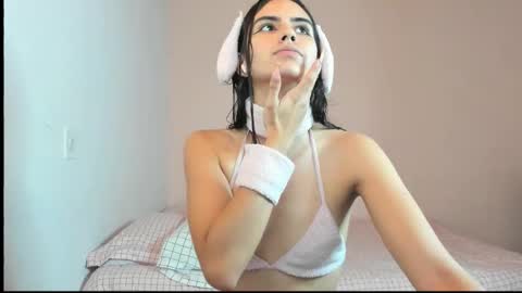  Nina  online show from January 16, 8:51 pm