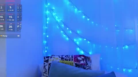 Ninaa fox online show from January 6, 5:28 pm