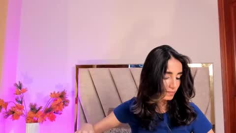 Nina online show from November 3, 5:58 pm