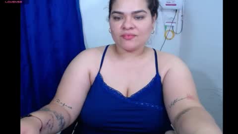 NinaFuentes online show from May 31, 5:17 am