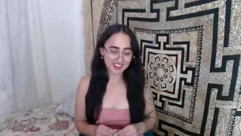 Snapshot of ninakravtz chatting on February 27, 9:25 pm N I N A online show from February 27, 9:25 pm