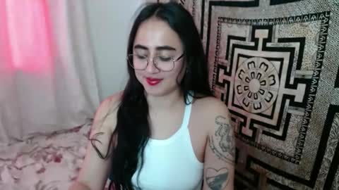 Snapshot of ninakravtz chatting on September 29, 2:38 pm N I N A online show from September 29, 2:38 pm