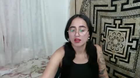Snapshot of ninakravtz chatting on February 21, 6:48 pm N I N A online show from February 21, 6:48 pm