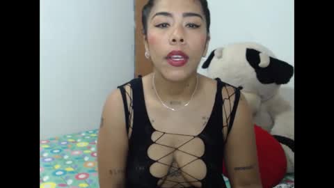 Ninapalmer online show from January 5, 6:35 pm