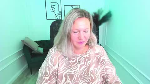 ninastarle online show from September 12, 5:20 am