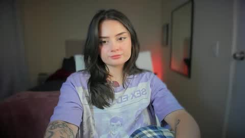 ninavolkov online show from January 2, 11:38 pm