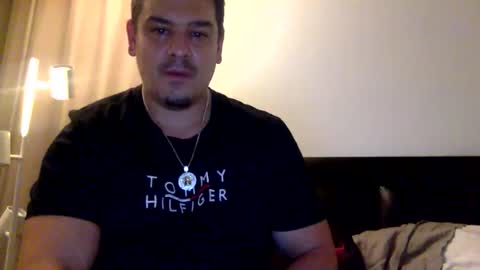 nineinchman69 online show from November 17, 3:09 am