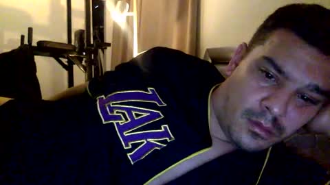 nineinchman69 online show from November 3, 4:24 am