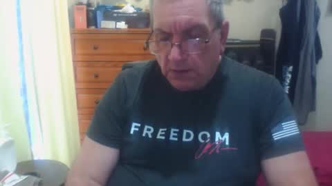 Dennis online show from October 30, 3:12 pm