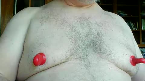 Nip Fun Bear online show from March 10, 10:45 pm