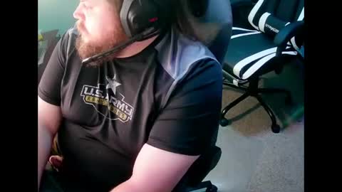 HungStepSon online show from August 1, 10:39 am