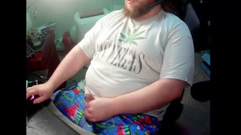HungStepSon online show from July 24, 9:39 am