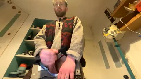 nipsandbuds online show from December 23, 3:55 pm