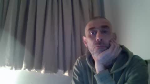 nirevess online show from January 2, 7:51 pm