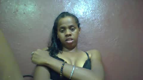 Snapshot of nirinahfy chatting on January 12, 6:37 pm nirinahfy online show from January 12, 6:37 pm