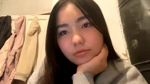 Molly online show from December 17, 10:22 am