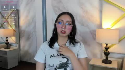 Catalina online show from June 27, 12:16 am