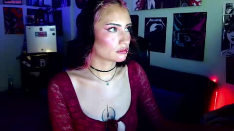 Nixxie  online show from May 14, 3:05 am