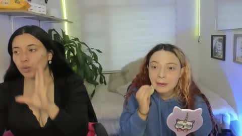 nixy_fresa online show from October 8, 12:00 pm