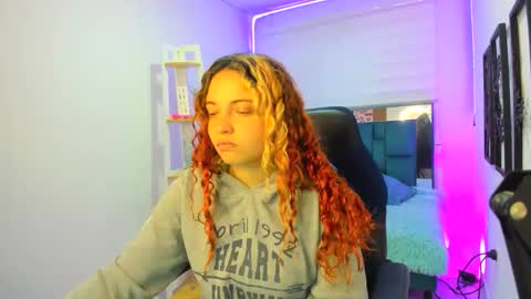 nixy_fresa online show from October 17, 11:03 am