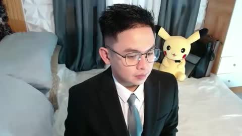 njay_16 online show from May 9, 8:42 am