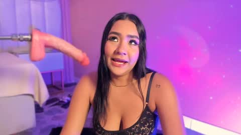 Noa online show from April 14, 2:48 am