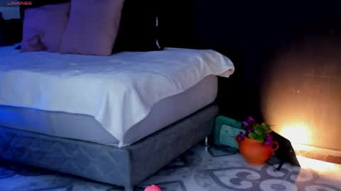 Noah  online show from April 9, 3:32 am