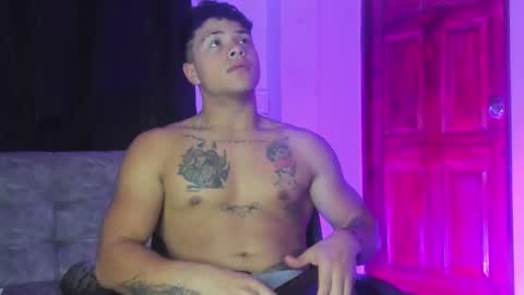 noah_223 online show from November 29, 12:07 am