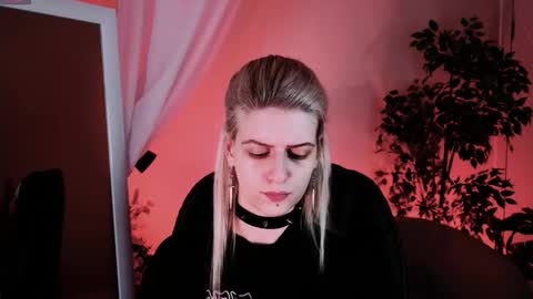 Snapshot of noah_elmer chatting on October 7, 10:17 pm REAL name LiaDM are always open online show from October 7, 10:17 pm