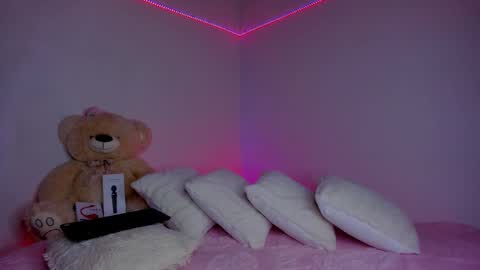 Noah online show from November 15, 6:20 pm