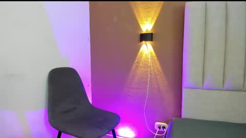 noah online show from April 20, 12:02 am